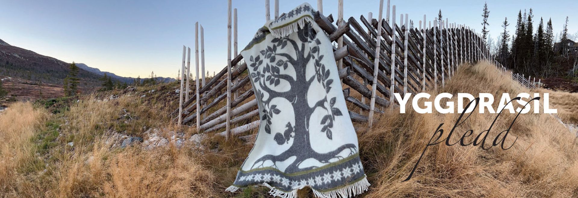 https://www.vingtor.no/products/pledd-yggdrasil-130-x-200-cm-inkl-frynser